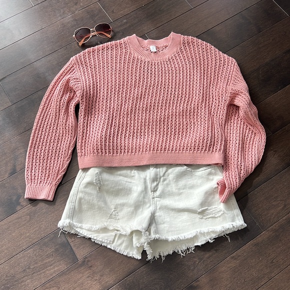 OLD NAVY Pink Crochet Spring Sweater - Picture 4 of 4